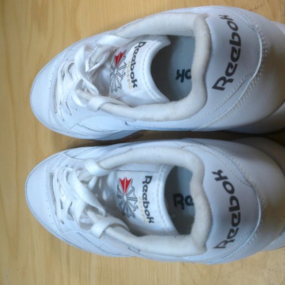 Reebok - Picture 4 of 5